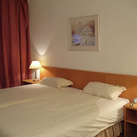 Hotel Keyserlei 3*